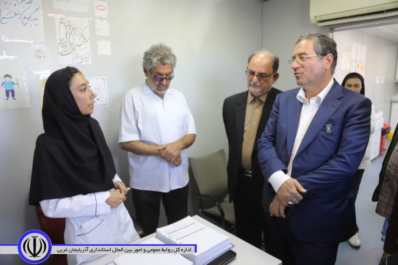 دیدار استاندار آذربایجانغربی با دکتر قاضیزاده هاشمی در نقده + تصاویر