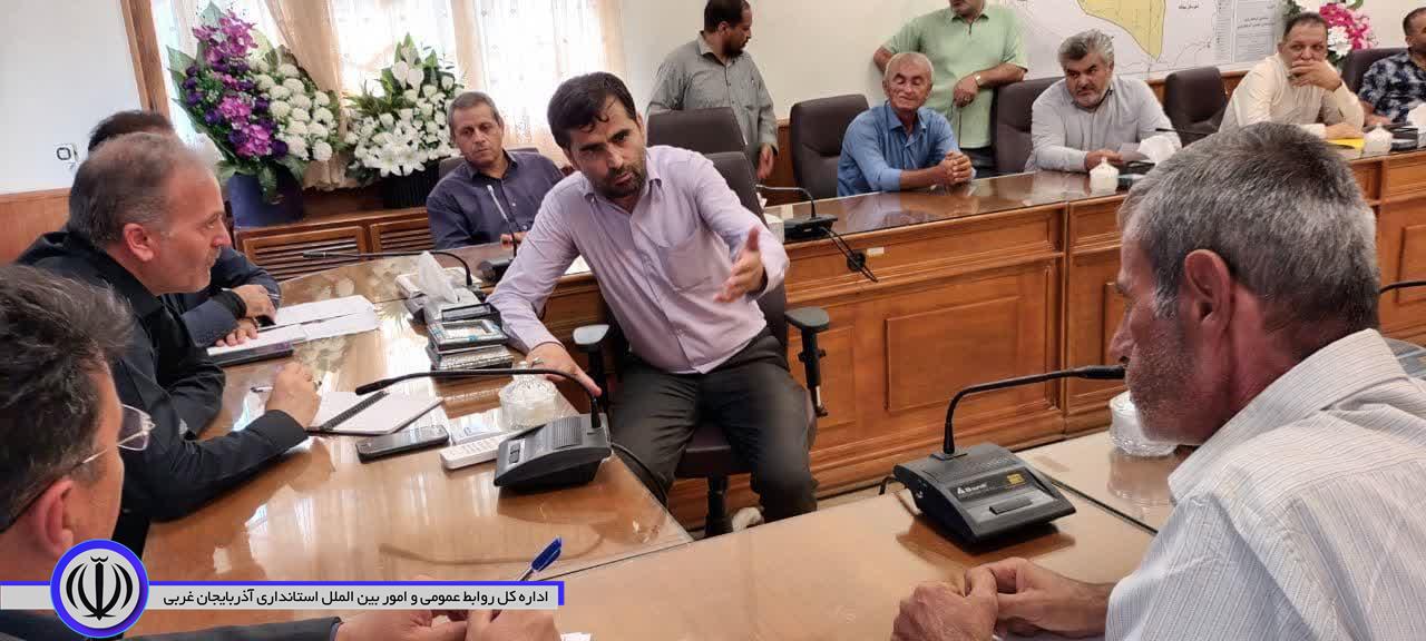 ملاقات مردمی و دیدار چهره به چهره سرپرست فرمانداری شهرستان نقده با شهروندان برگزار شد