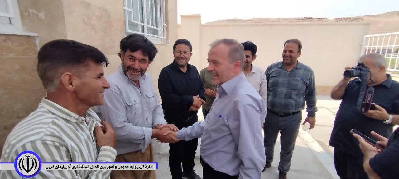 بازدید جعفری سرپرست فرمانداری شهرستان نقده از مرکز بهداشت در حال احداث روستای سارال
