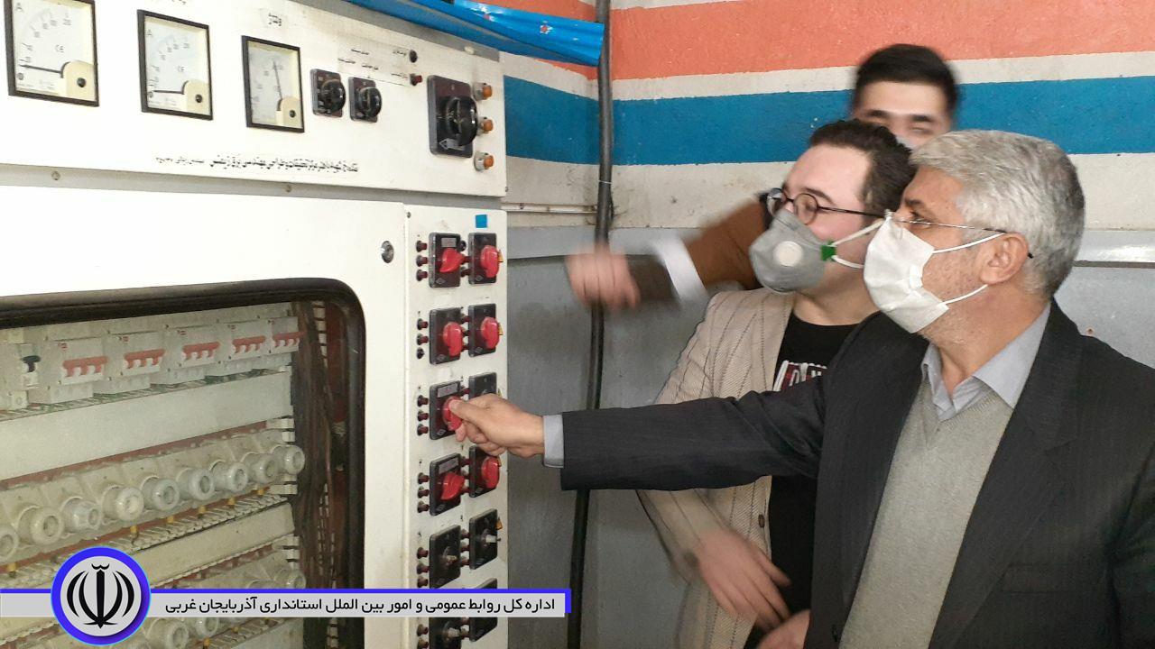افتتاح کارگاه تولیدی ضدیخ با حضور منوچهر شاکر فرماندار شهرستان