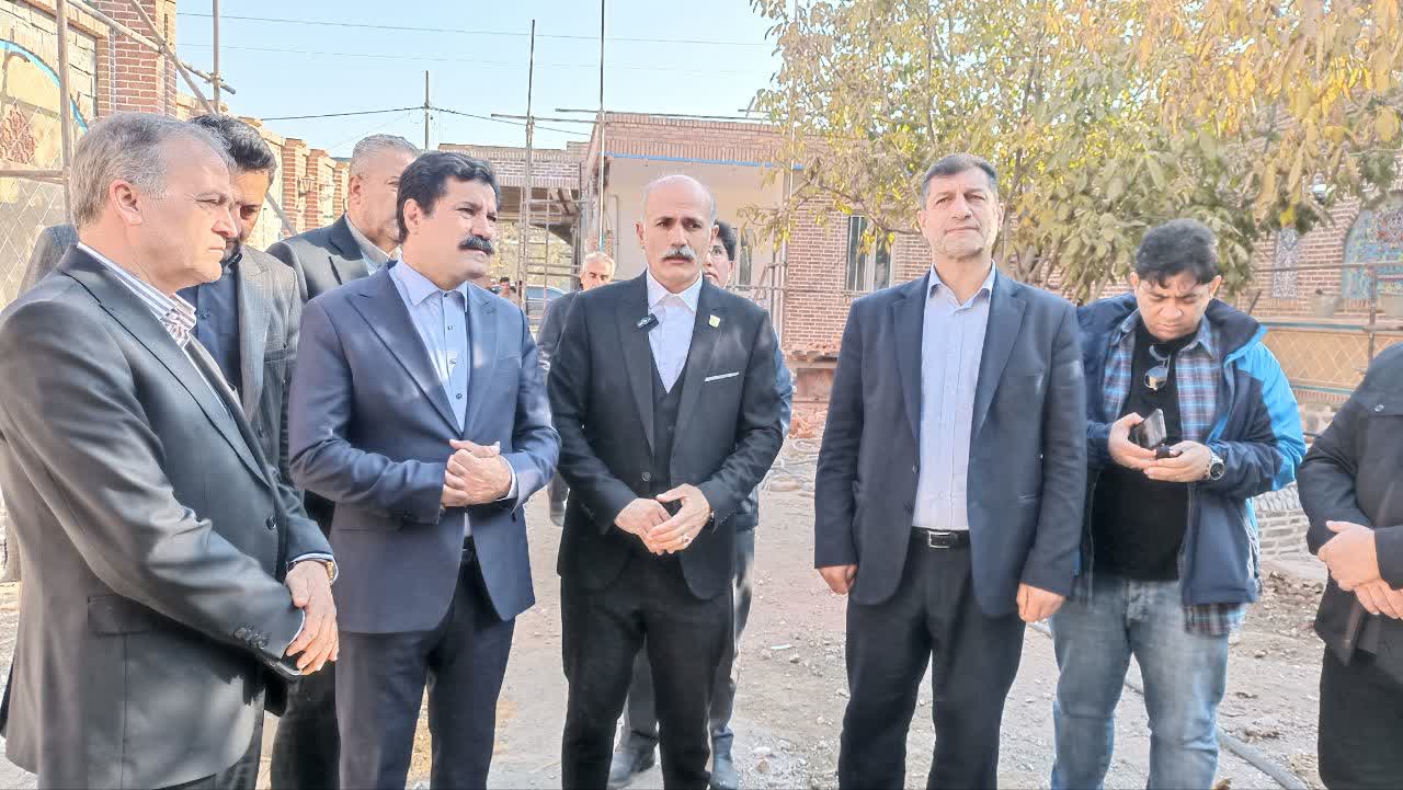 بازدید از واحد اقامتگاه بومگردی در حال ساخت در روستای حسنلو