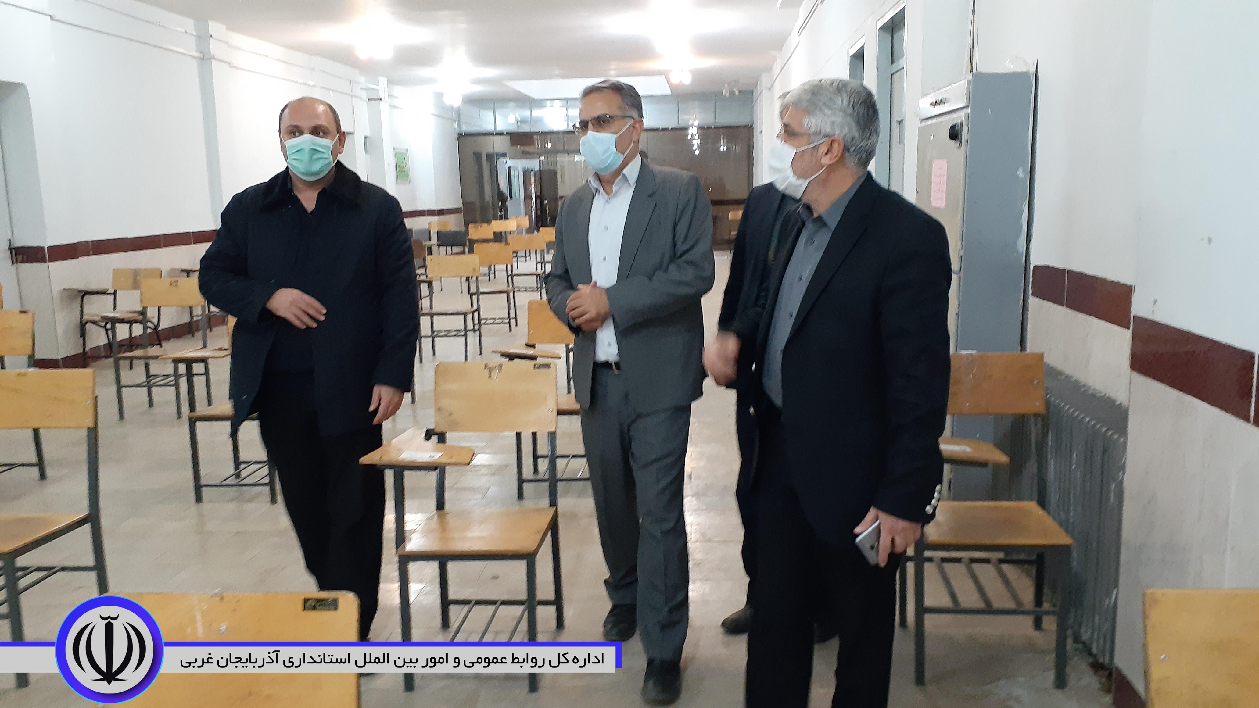 بازدید منوچهر شاکر فرماندار شهرستان از نحوه آماده سازی مراکز برگزاری هشتمین آزمون استخدامی دستگاه های اجرایی کشور در شهرستان نقده