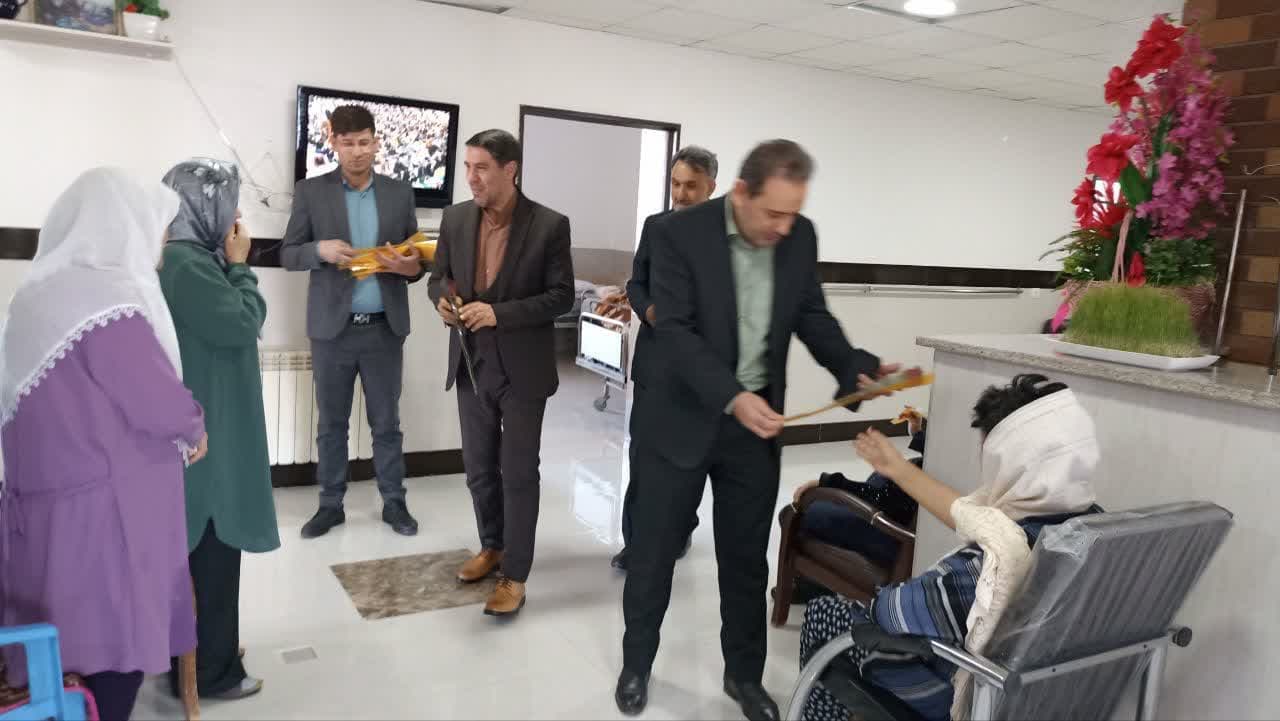 بازدید محمد نوبخت فرماندار شهرستان از سرای سالمندان