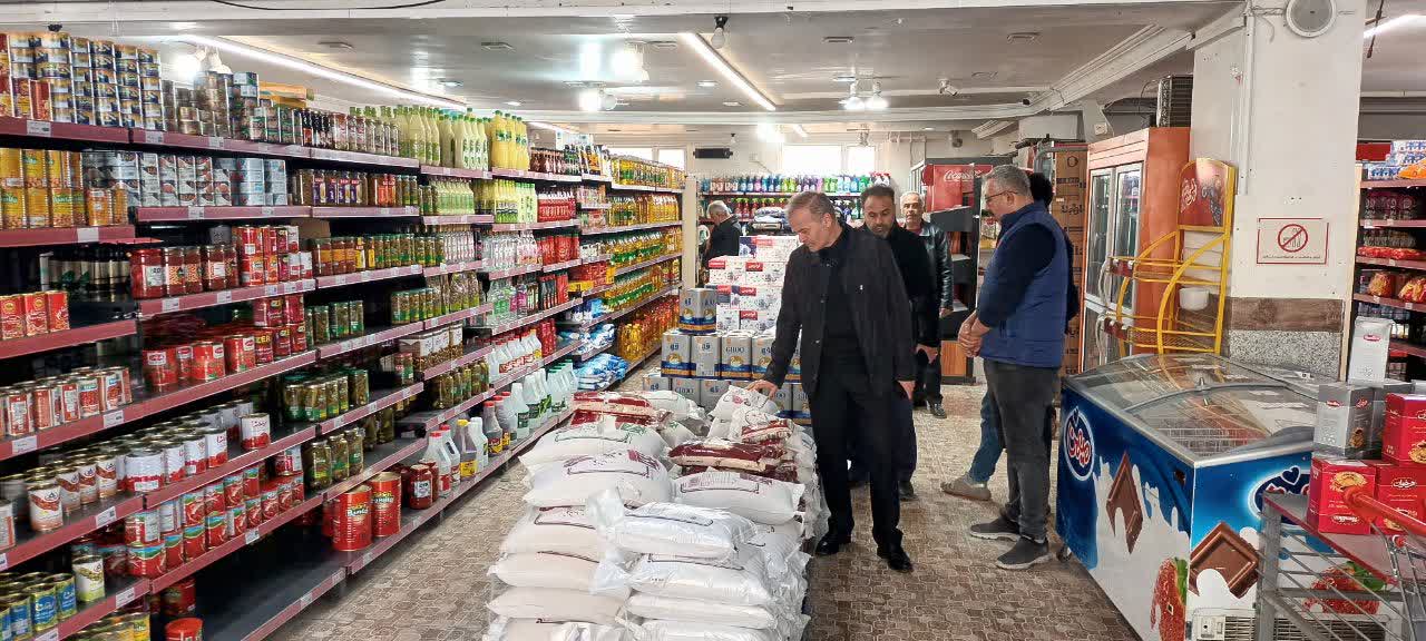 فرماندار نقده: هیچ کمبودی در مایحتاج اساسی نداریم؛ مردم از خریدهای احساسی پرهیز کنند