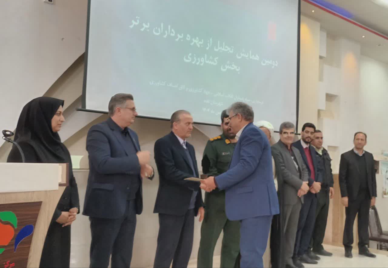 فرماندار نقده: بندر خشک، موتور محرک توسعه اقتصادی شهرستان خواهد بود