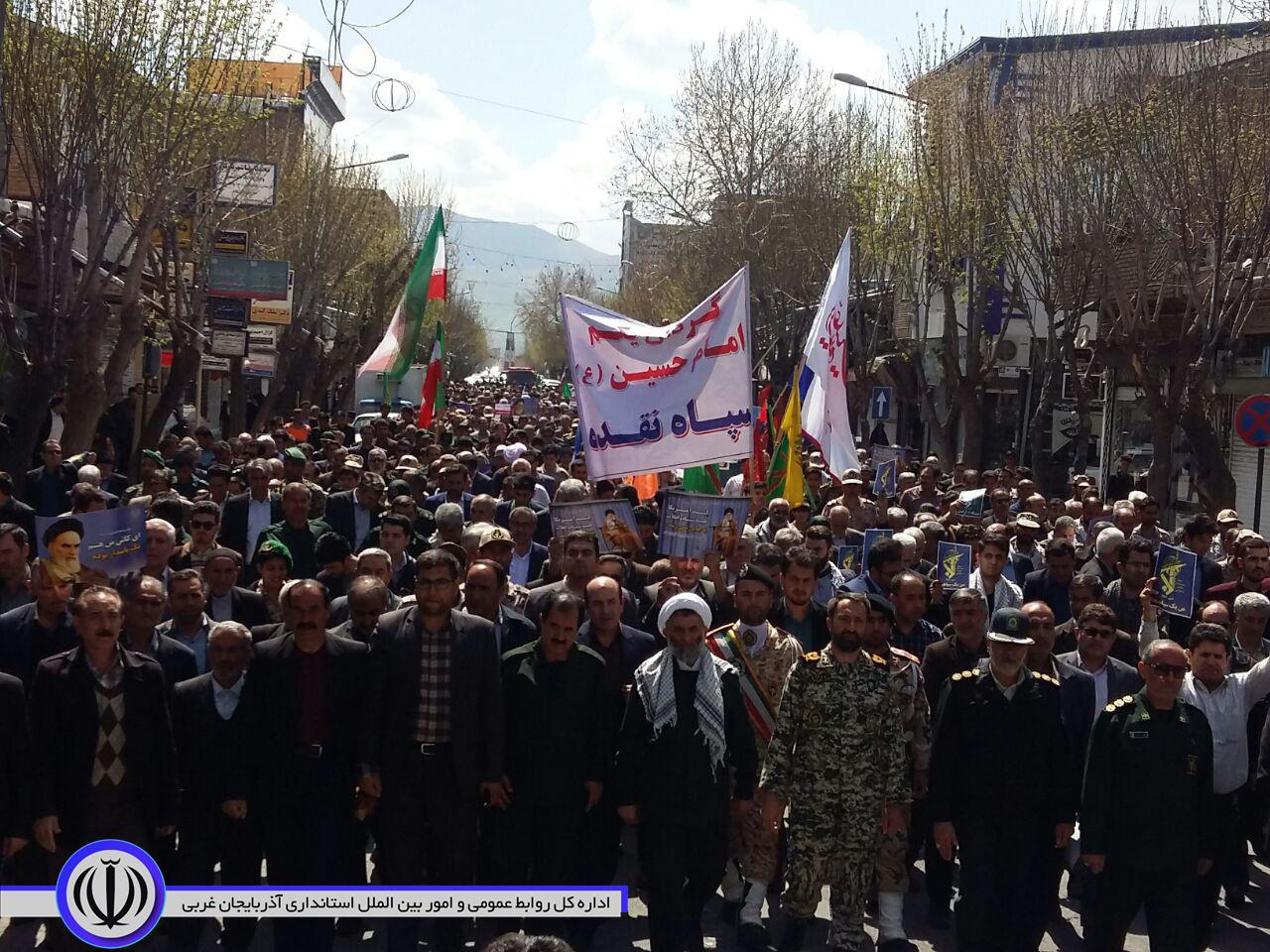 خروش مردم ولایی شهرستان نقده در حمایت از سپاه پاسداران انقلاب اسلامی
