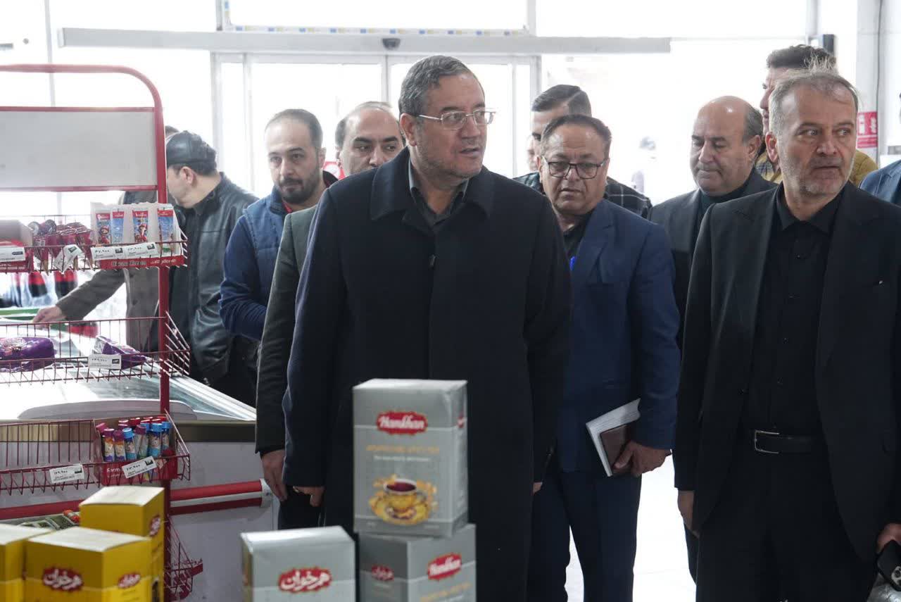 بازدید استاندار آذربایجان‌غربی و فرماندار شهرستان نقده از بازار این شهرستان + تصاویر