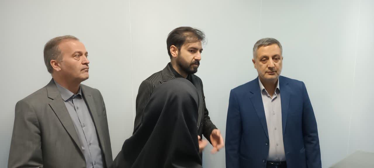 بازدید امیرعباس جعفری سرپرست فرمانداری نقده و سهندی مدیرکل ستاد اجرایی فرمان حضرت امام (ره) از شرکت داروگستر ساوا شفاژن