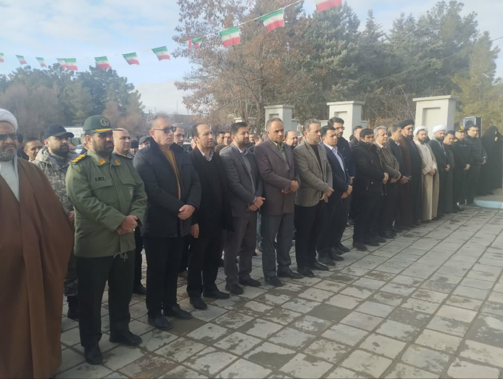 تجدید میثاق مسئولان شهرستان نقده با آرمانهای شهدا