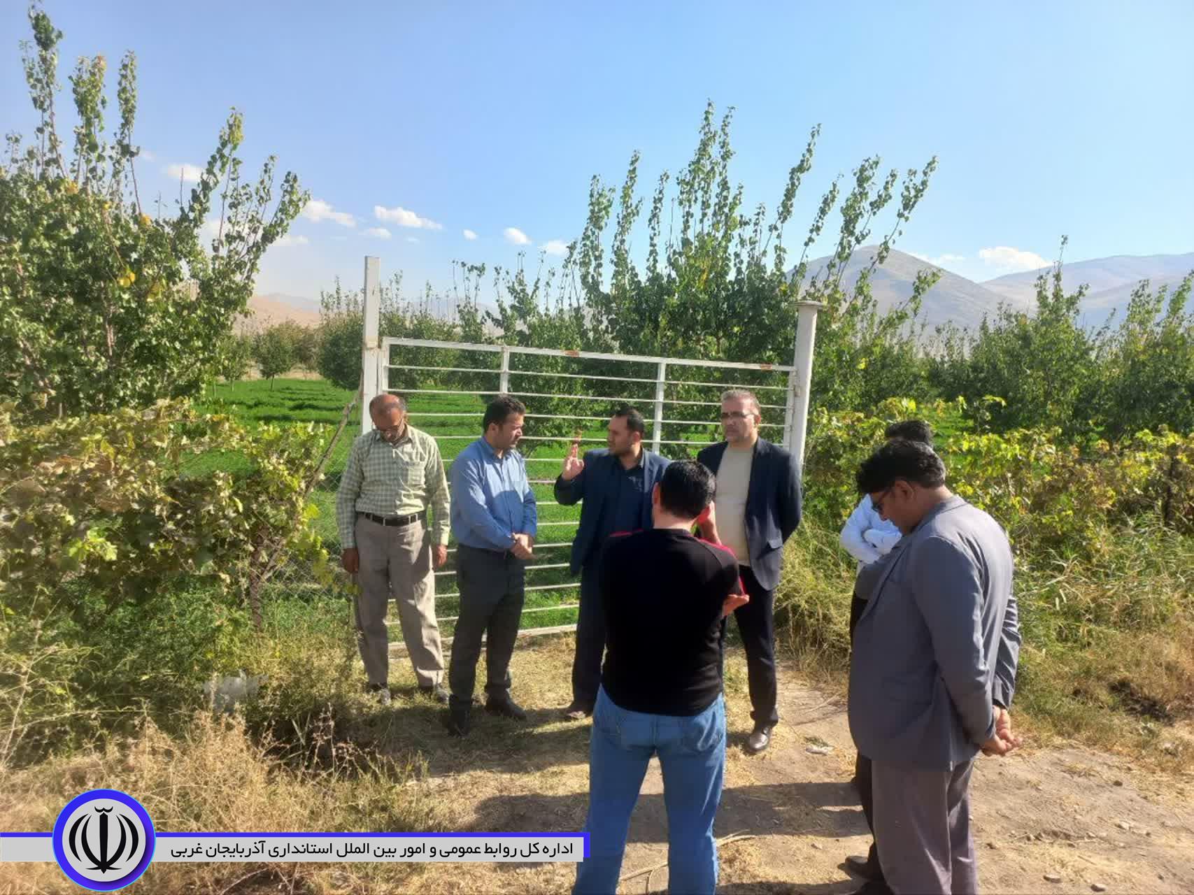 بازدید بخشدار مرکزی نقده از روستای بالقچی با هدف نظارت بر ساماندهی ورودی روستا