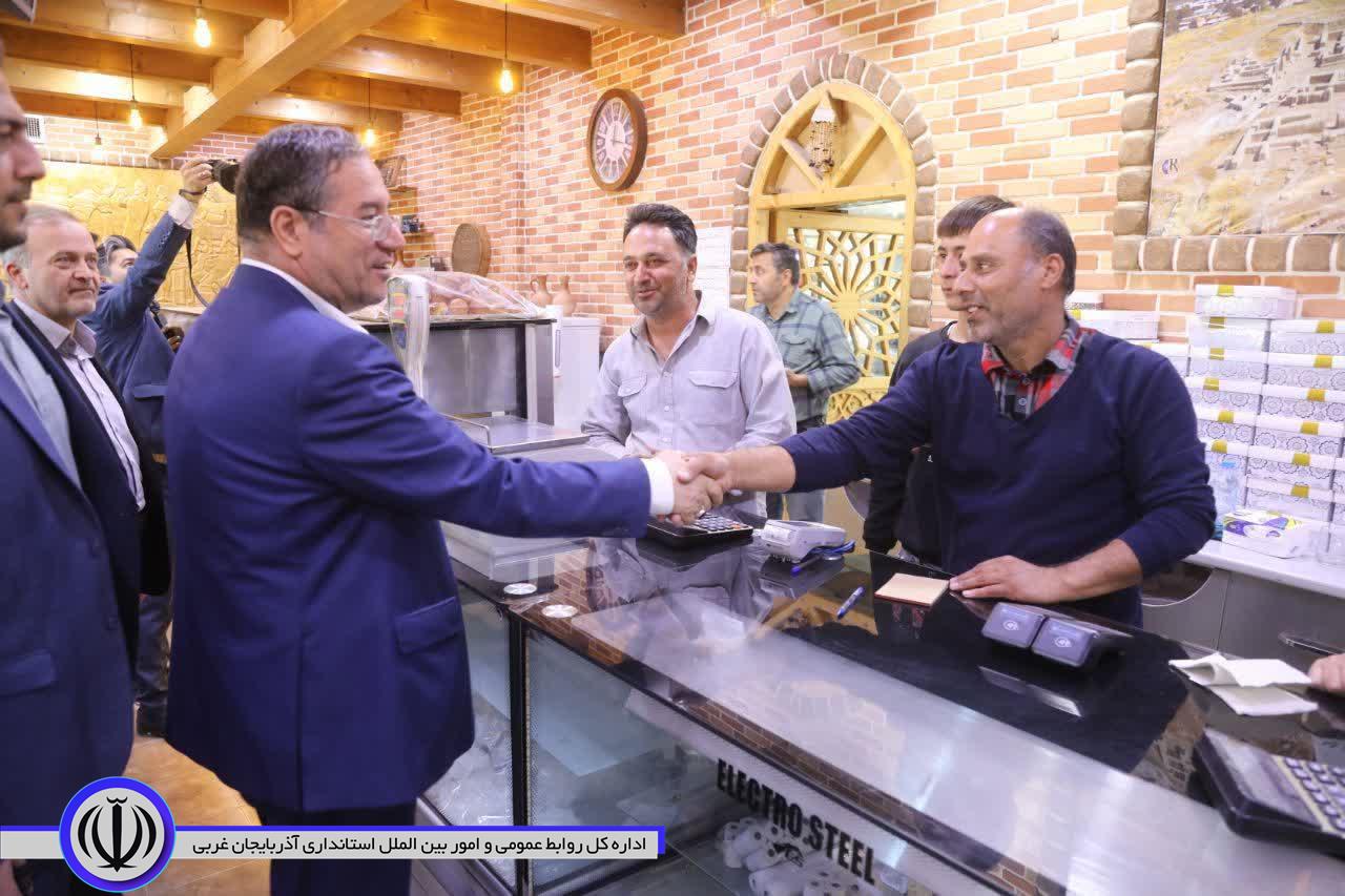 بازدید استاندار آذربایجانغربی از تپه تاریخی حسنلو نقده + تصاویر