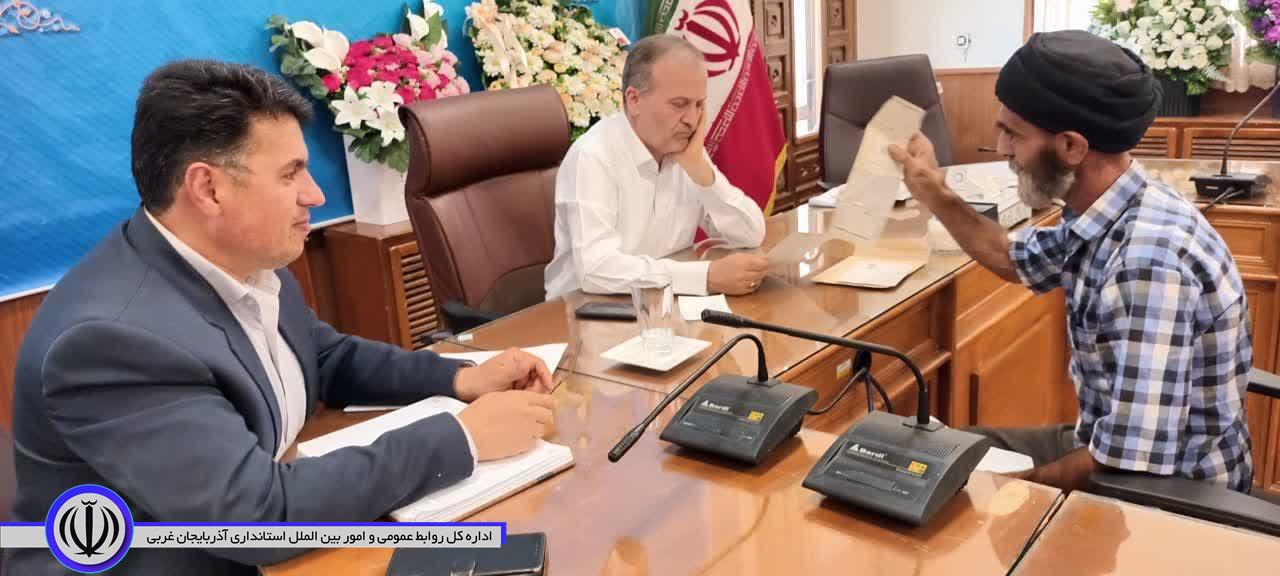 ملاقات عمومی و دیدار چهره به چهره امیرعباس جعفری سرپرست فرمانداری شهرستان نقده