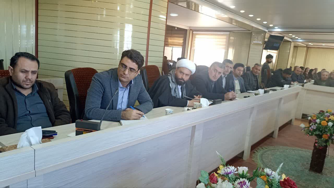 چهارمین جلسه شورای اداری شهرستان نقده در سال جاری با محوریت نظارت بر بازار، انتخابات و طرح محله‌محور برگزار شد