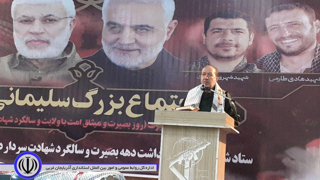 اجتماع بزرگ سلیمانی ها با حضور منوچهر شاکر فرماندار شهرستان و سردار شهسواری فرمانده سپاه شهداء استان آذربایجان غربی