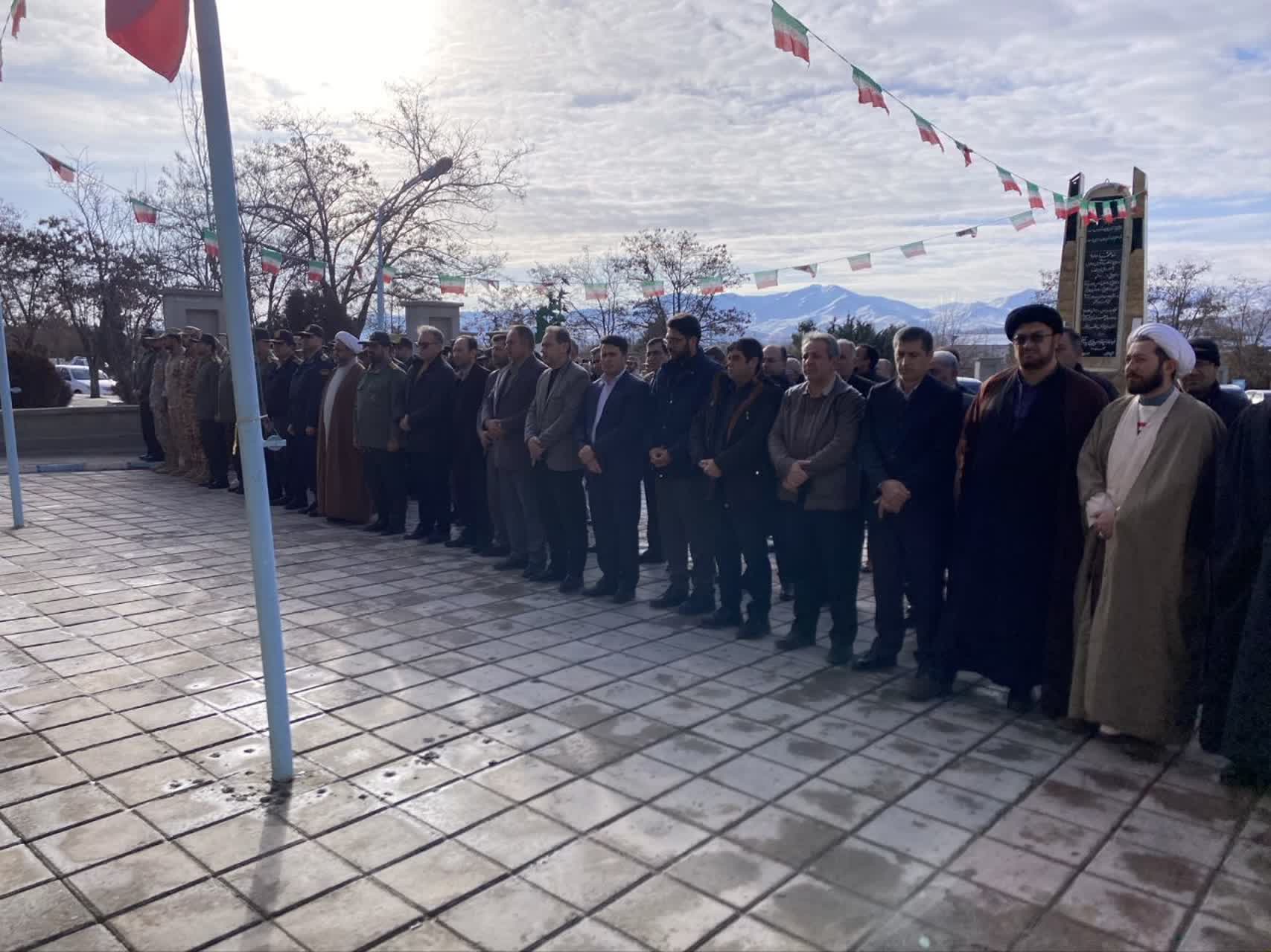 تجدید میثاق مسئولان شهرستان نقده با آرمانهای شهدا