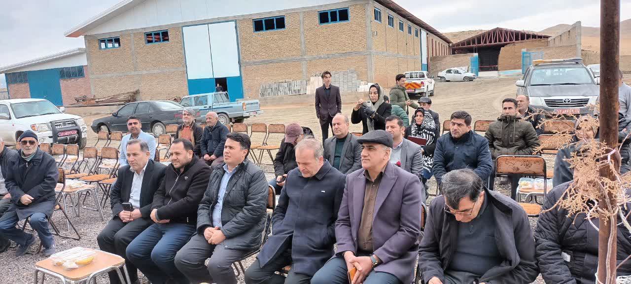 بهرهبرداری از واحد دامپروری پرورش گوسفند با حضور فرماندار شهرستان نقده