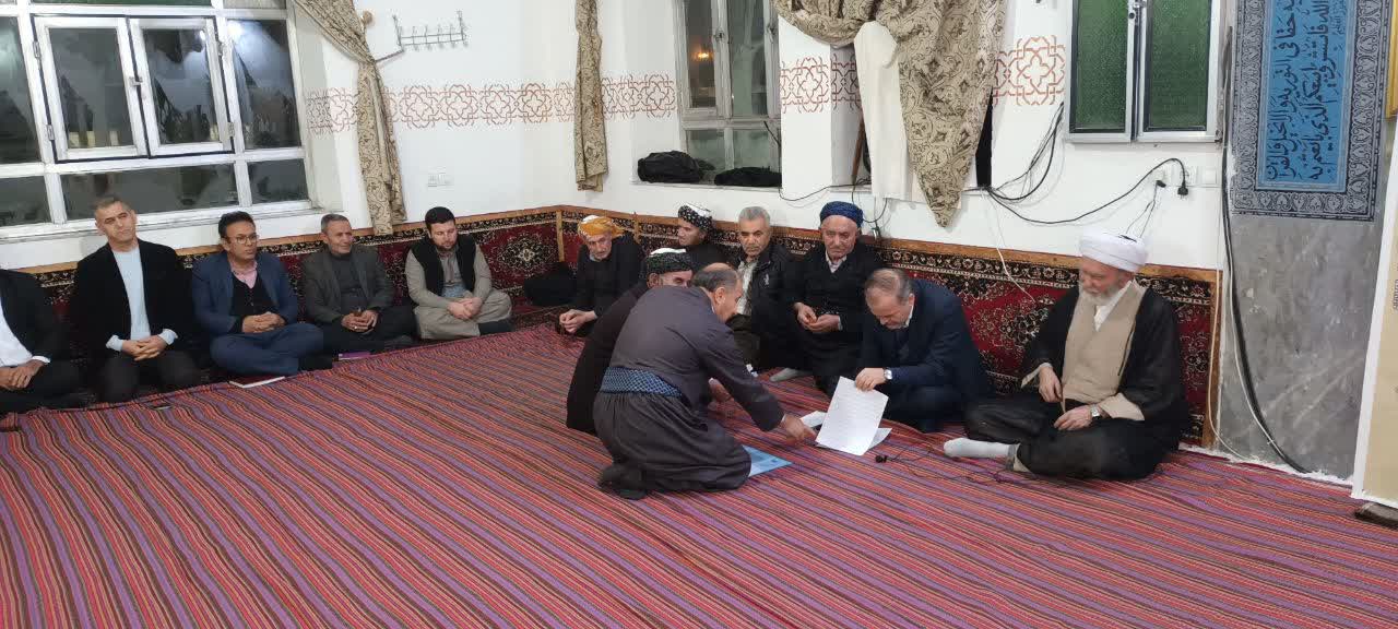 فرماندار نقده: وحدت ملی فتنه های دشمن را خنثی می‌کند/ با تلاش مسوولین و همراهی مردم مشکلات شهرستان حل می‌شود.