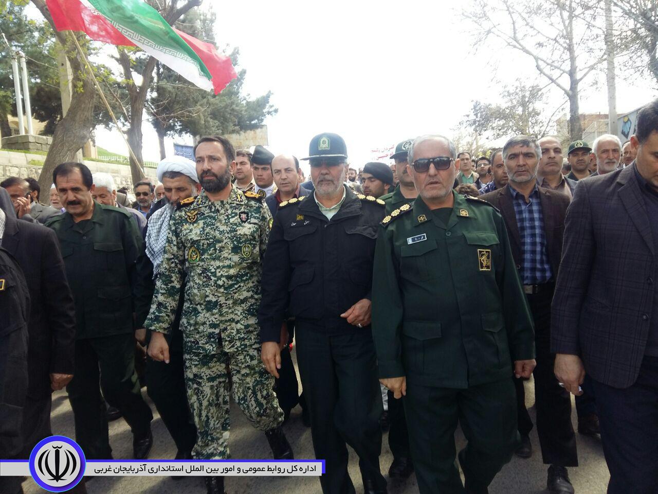 خروش مردم ولایی شهرستان نقده در حمایت از سپاه پاسداران انقلاب اسلامی
