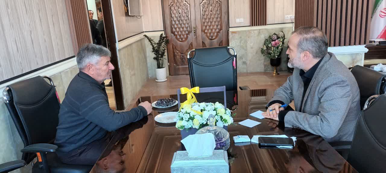 برگزاری ملاقات مردمی و دیدار چهره به چهره فرماندار نقده + تصاویر