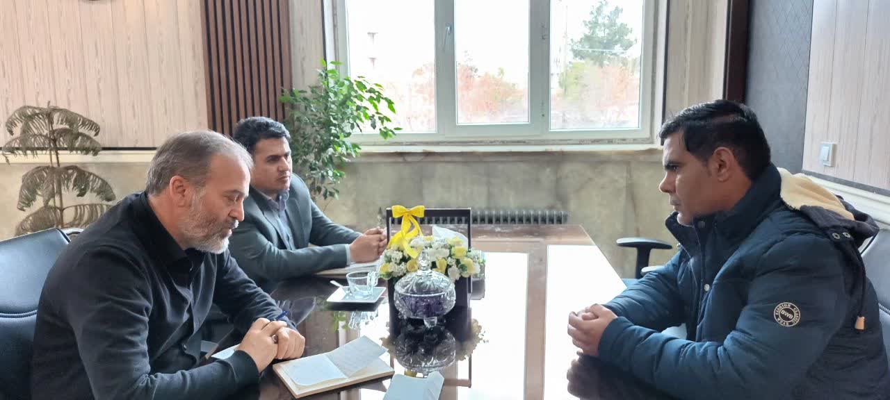 برگزاری ملاقات مردمی و دیدار چهره‌به‌چهره فرماندار شهرستان نقده با شهروندان