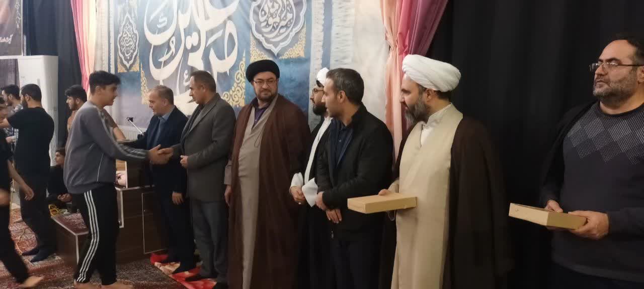 حضور فرماندار نقده در مراسم معنوی اعتکاف دانش‌آموزان