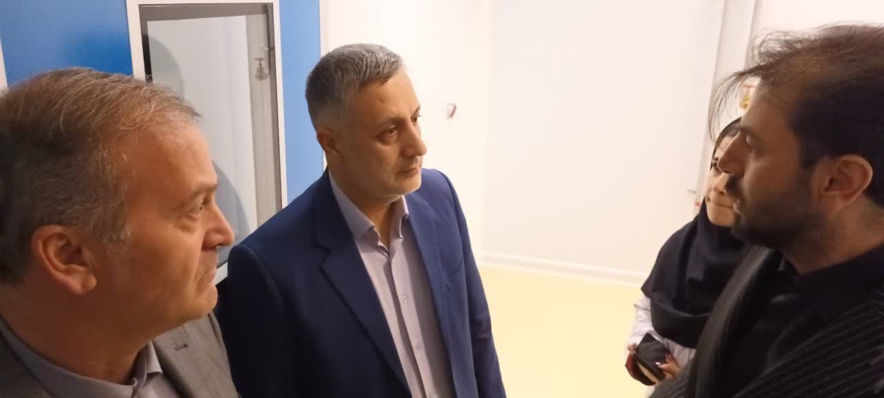 بازدید امیرعباس جعفری سرپرست فرمانداری نقده و سهندی مدیرکل ستاد اجرایی فرمان حضرت امام (ره) از شرکت داروگستر ساوا شفاژن