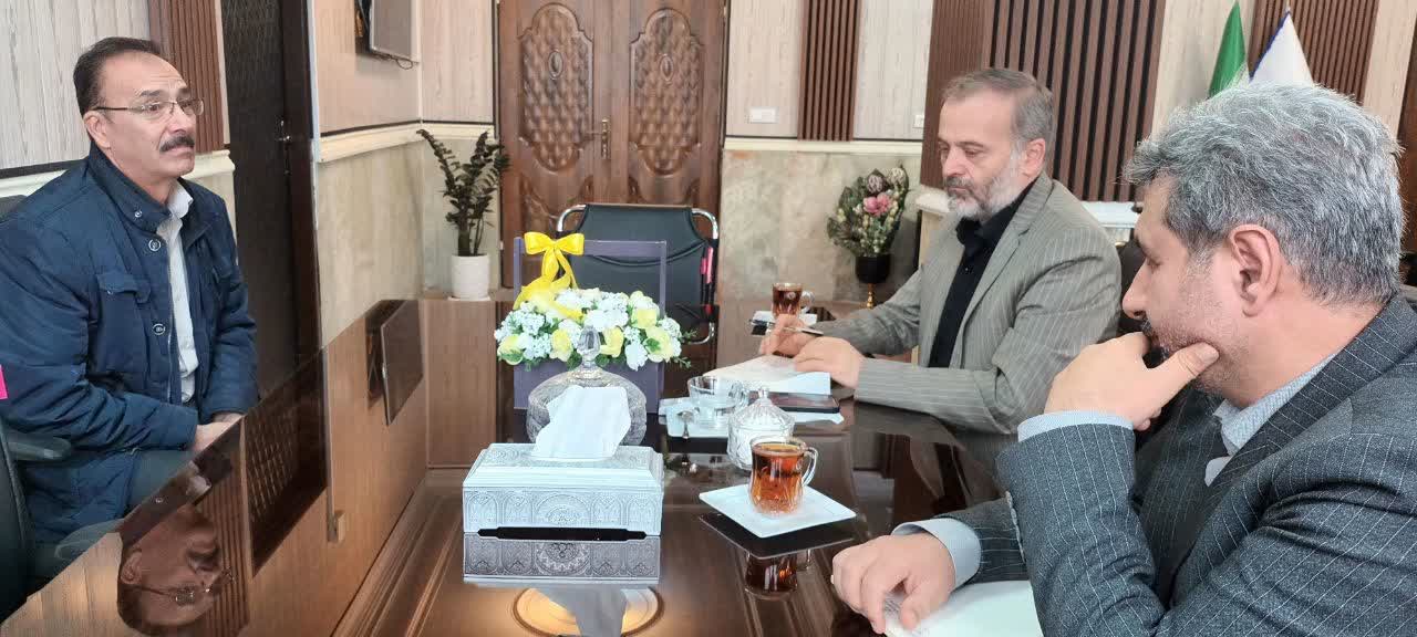 ملاقات مردمی و دیدار چهره به چهره فرماندار شهرستان نقده + تصاویر