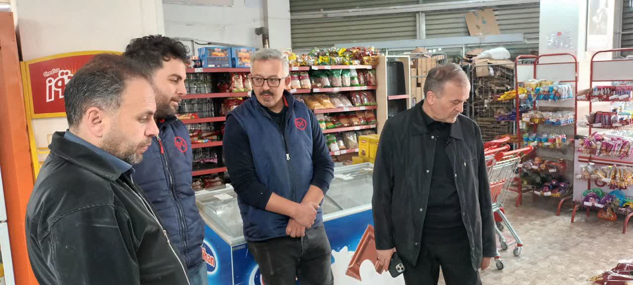 فرماندار نقده: هیچ کمبودی در مایحتاج اساسی نداریم؛ مردم از خریدهای احساسی پرهیز کنند