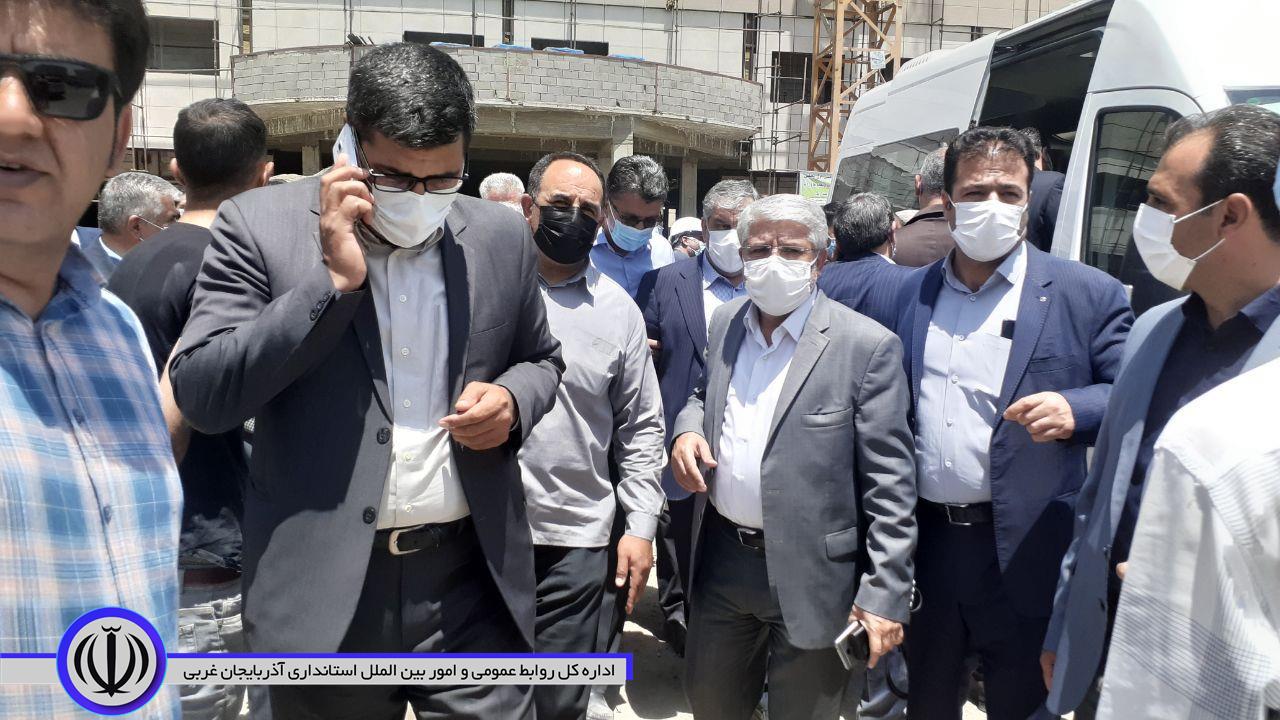بازدید نایب رییس مجلس شورای اسلامی و استاندار آذربایجان غربی از روند اجرایی طرح توسعه بیمارستان امام(ره)