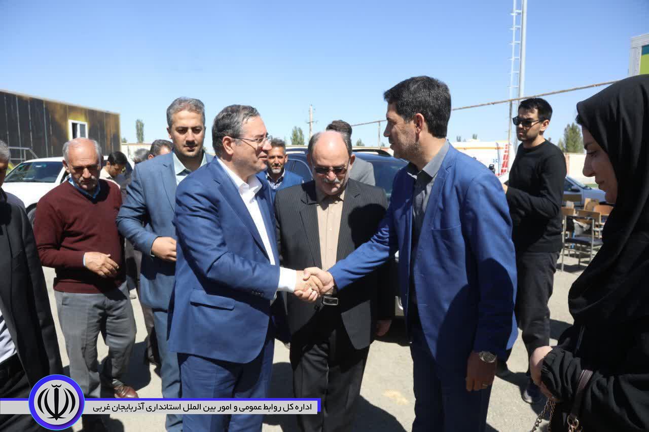 دیدار استاندار آذربایجانغربی با دکتر قاضیزاده هاشمی در نقده + تصاویر