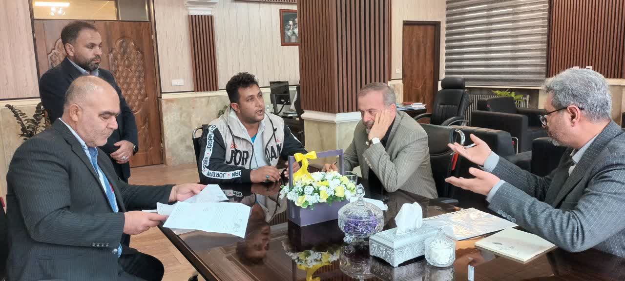 ملاقات مردمی و دیدار چهره به چهره فرماندار شهرستان نقده + تصاویر