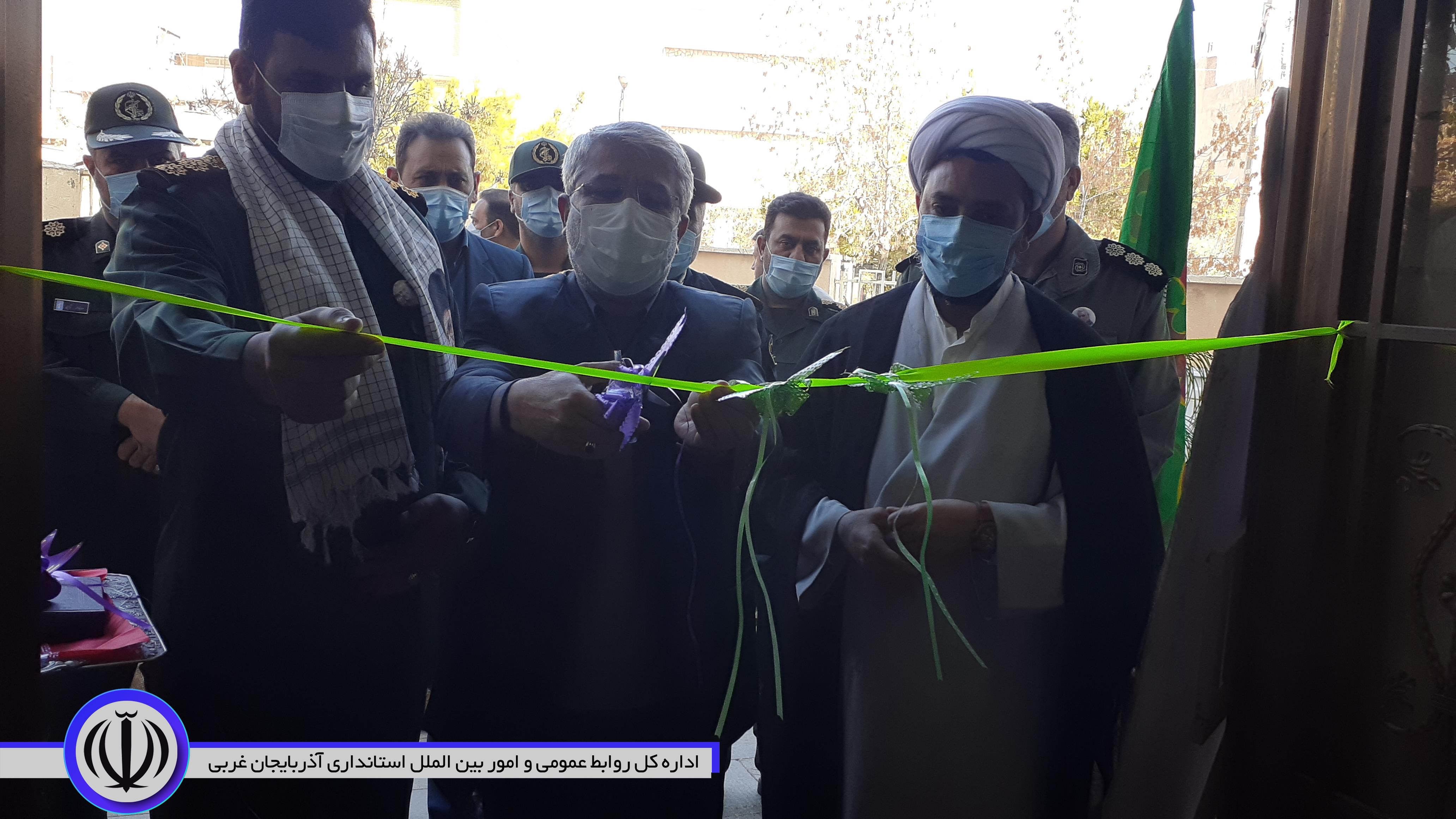 افتتاح نمایشگاه عملکرد، دستاوردها و ابتکارات بسیج با حضور منوچهر شاکر فرماندار شهرستان نقده