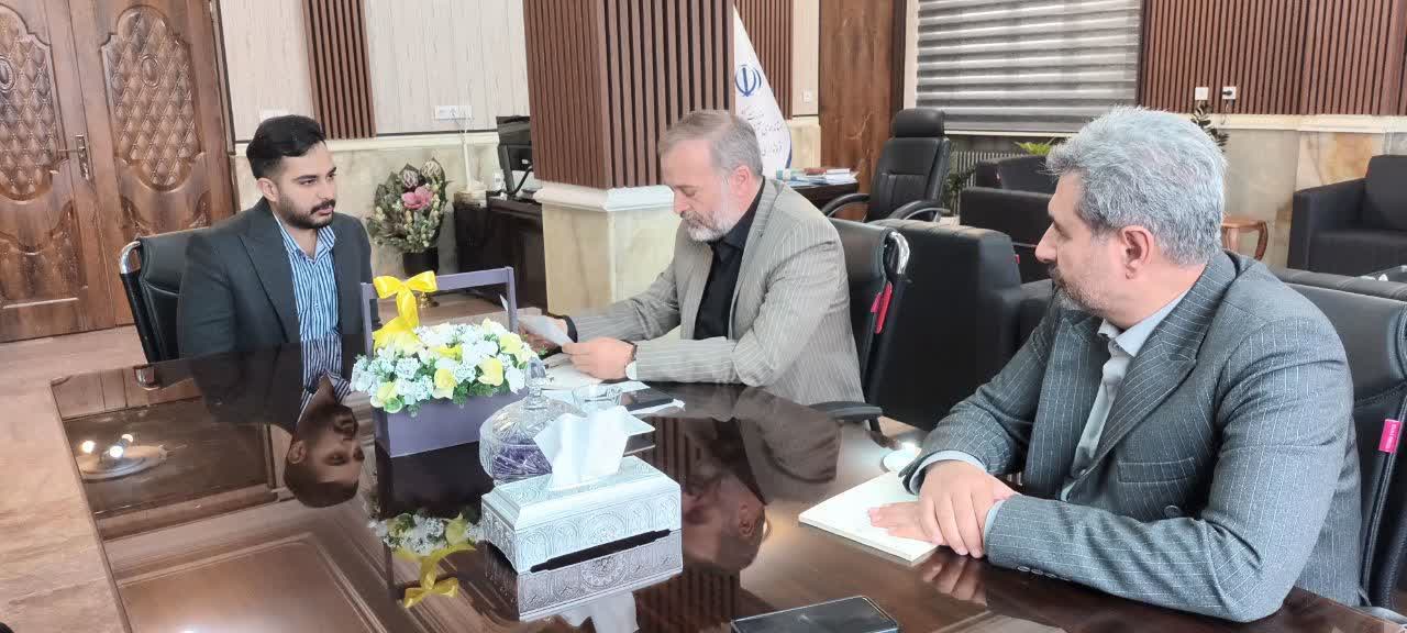 ملاقات مردمی و دیدار چهره به چهره فرماندار شهرستان نقده + تصاویر