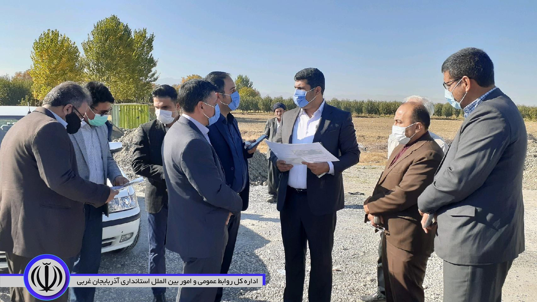 بازدید جغتایی رئیس امور پایش و ارزیابی اعتبارات سازمان برنامه و بودجه کشور از پروژه های نیمه تمام شهرستان نقده