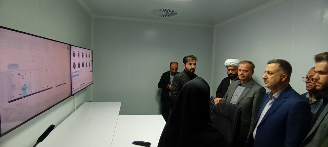 بازدید امیرعباس جعفری سرپرست فرمانداری نقده و سهندی مدیرکل ستاد اجرایی فرمان حضرت امام (ره) از شرکت داروگستر ساوا شفاژن