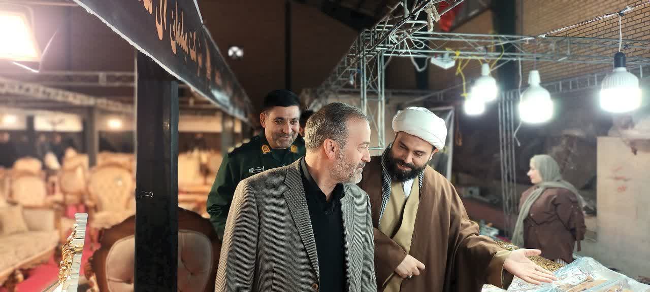 افتتاح نمایشگاه محصولات و تولیدات مددجویان کمیته امداد امام خمینی(ره) شهرستان نقده با حضور فرماندار