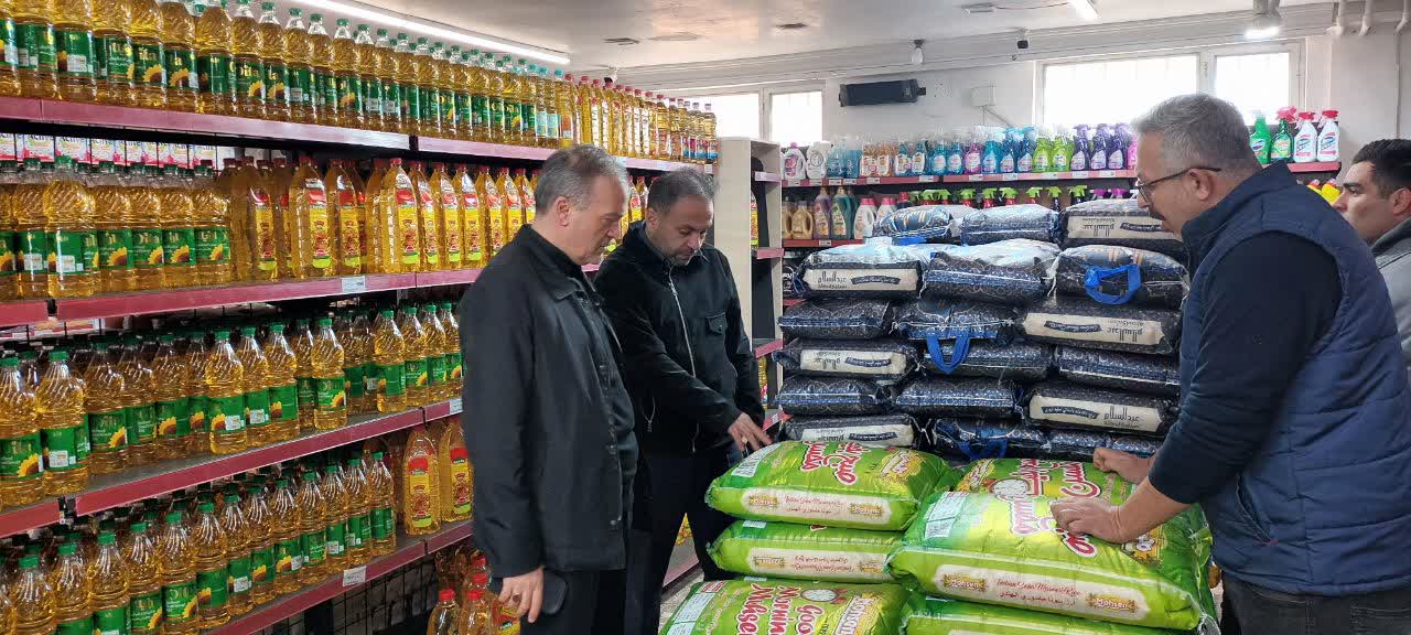 فرماندار نقده: هیچ کمبودی در مایحتاج اساسی نداریم؛ مردم از خریدهای احساسی پرهیز کنند