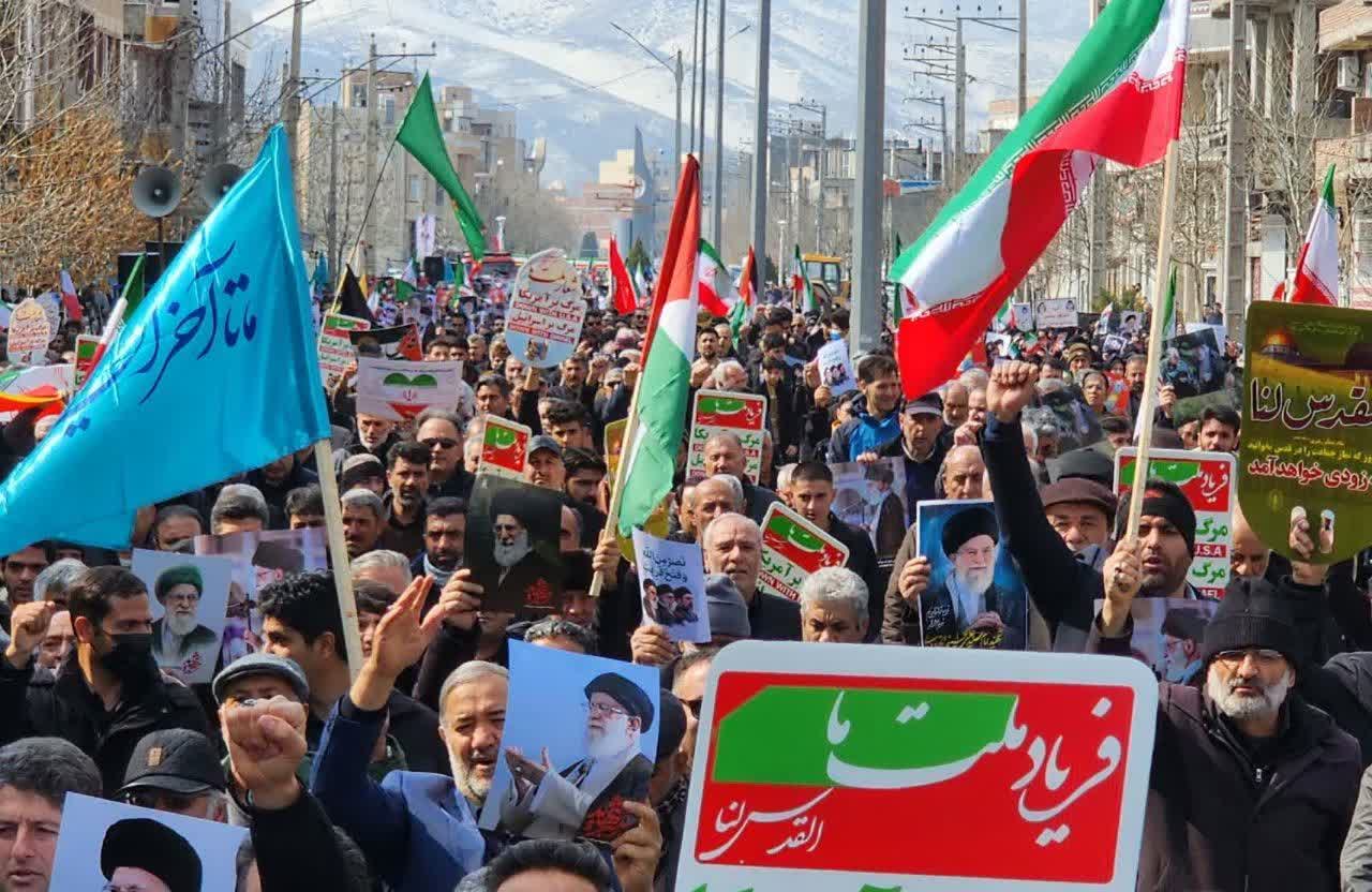 راهپیمایی روز جهانی قدس با حضور بی نظیر مردم شهرستان نقده برگزار شد + تصاویر