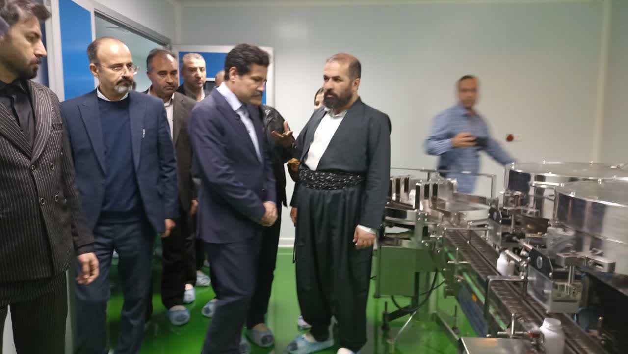 بازدید معاون رییس جمهور از شرکت داروگستر ساوا شفاژن