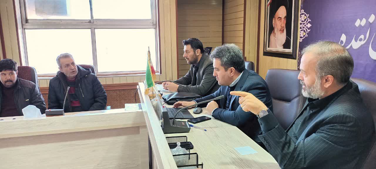 ملاقات مردمی فرماندار نقده و مدیرکل بنیاد مسکن استان در محل فرمانداری