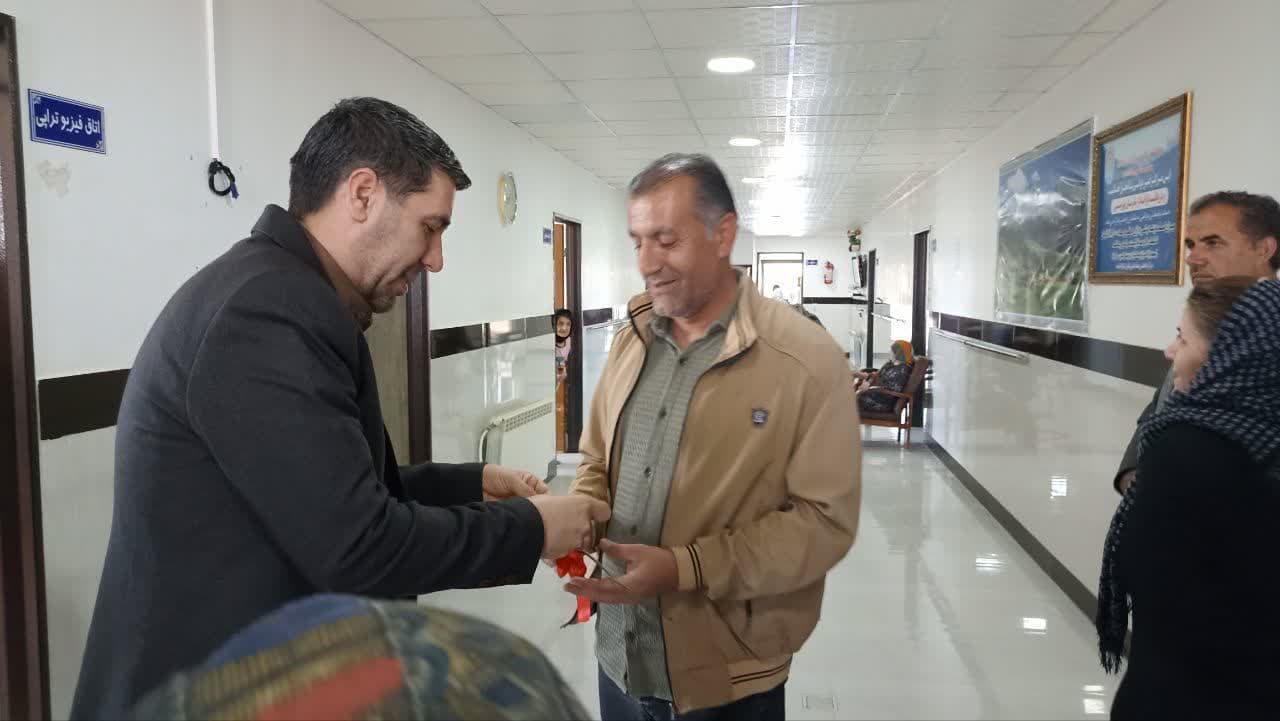 بازدید محمد نوبخت فرماندار شهرستان از سرای سالمندان