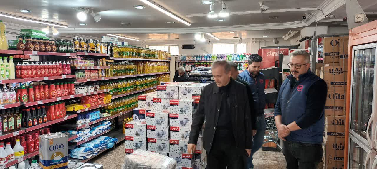 فرماندار نقده: هیچ کمبودی در مایحتاج اساسی نداریم؛ مردم از خریدهای احساسی پرهیز کنند