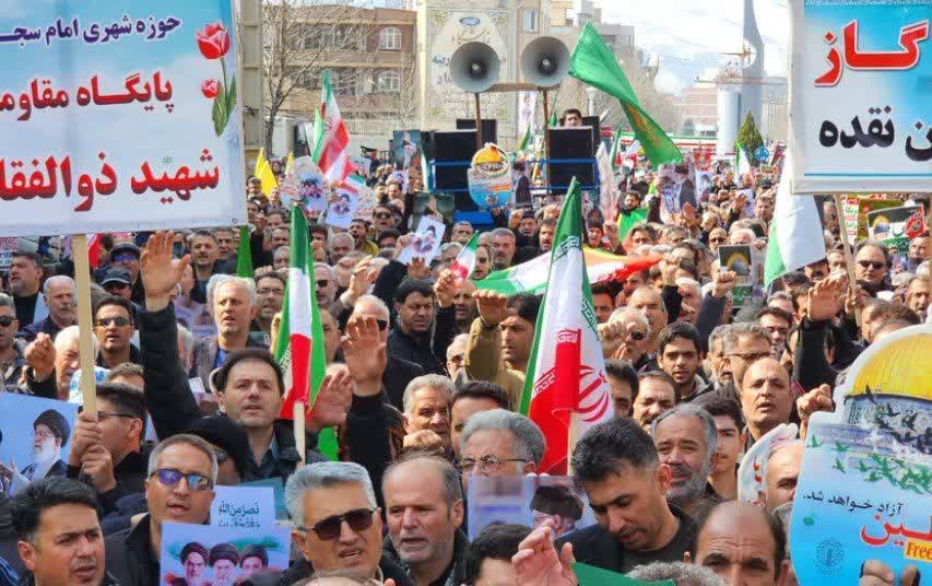راهپیمایی روز جهانی قدس با حضور بی نظیر مردم شهرستان نقده برگزار شد + تصاویر
