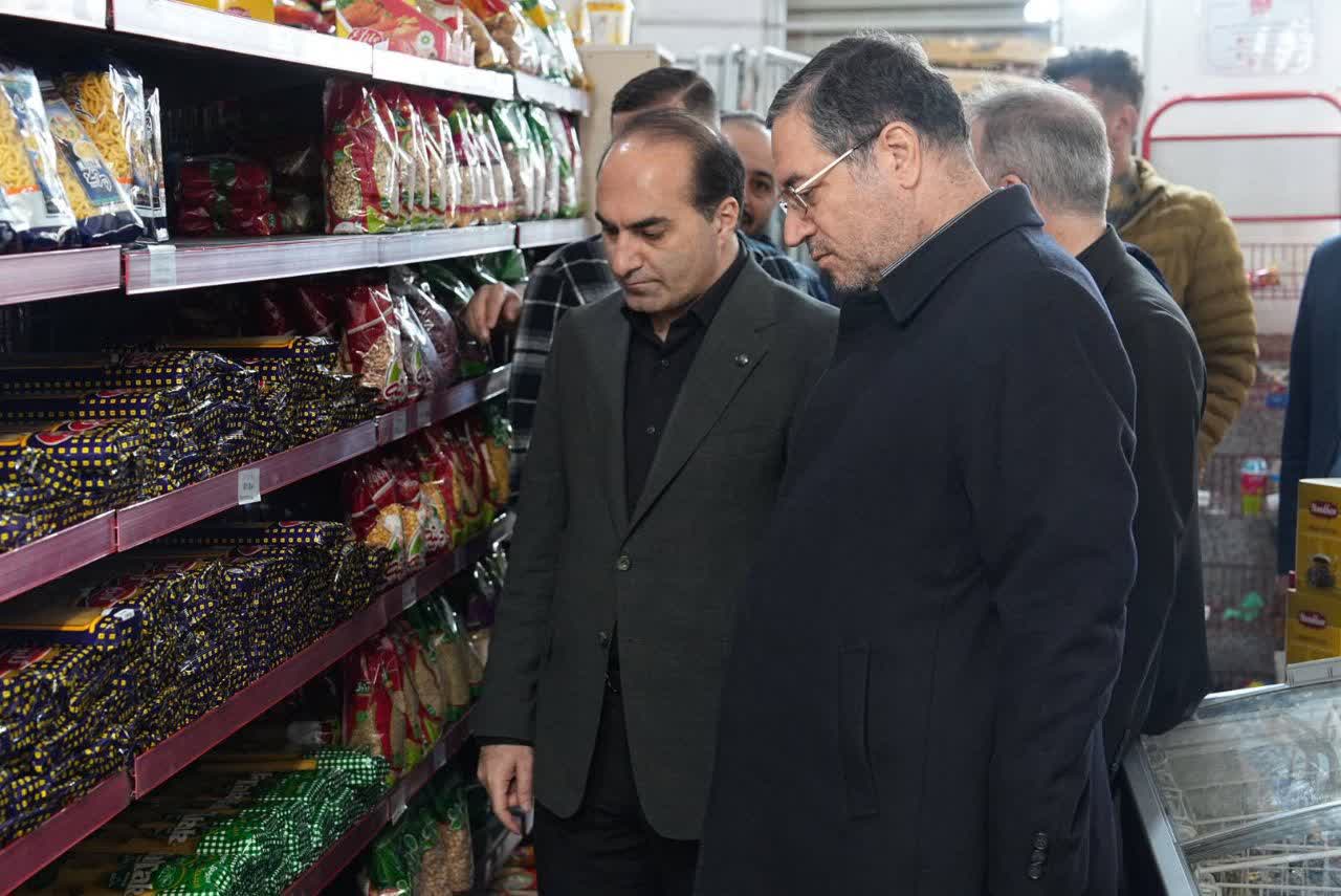 بازدید استاندار آذربایجان‌غربی و فرماندار شهرستان نقده از بازار این شهرستان + تصاویر