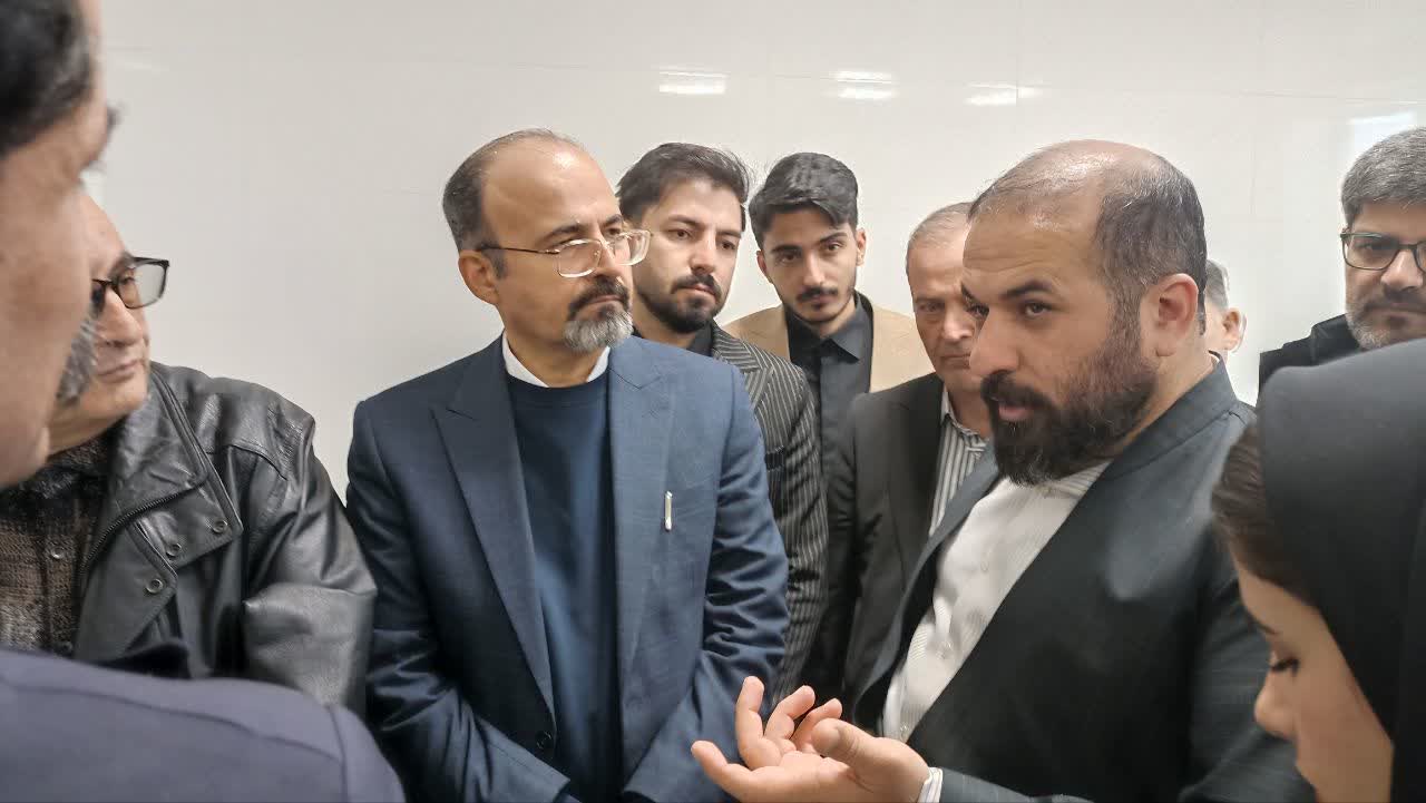 بازدید معاون رییس جمهور از شرکت داروگستر ساوا شفاژن