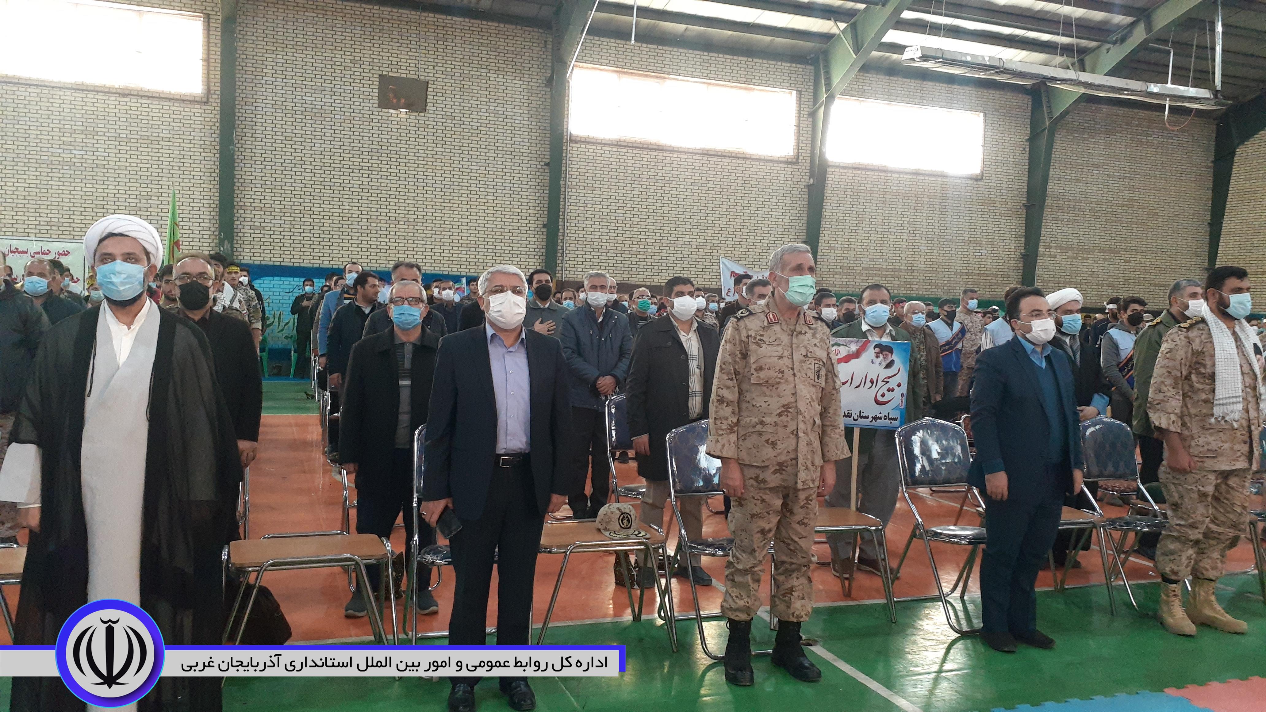 نمایش اقتدار بسیجی با حضور فرماندار شهرستان برگزار شد