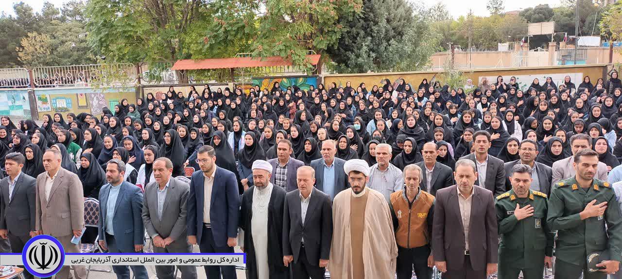زنگ آغاز سال تحصیلی جدید با حضور سرپرست فرمانداری نقده نواخته شد