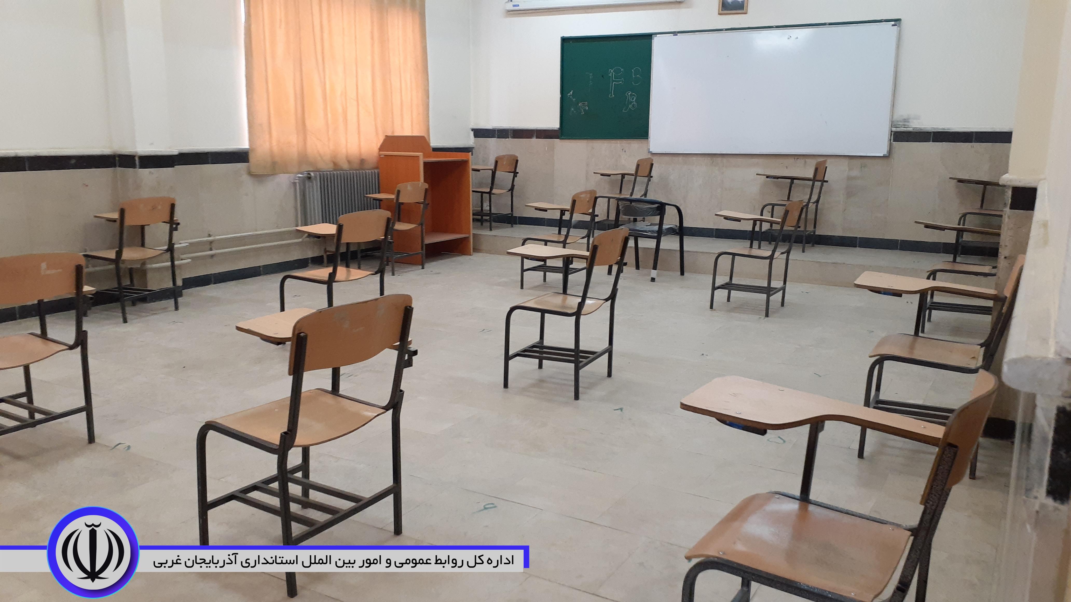 بازدید منوچهر شاکر فرماندار شهرستان از نحوه آماده سازی مراکز برگزاری هشتمین آزمون استخدامی دستگاه های اجرایی کشور در شهرستان نقده