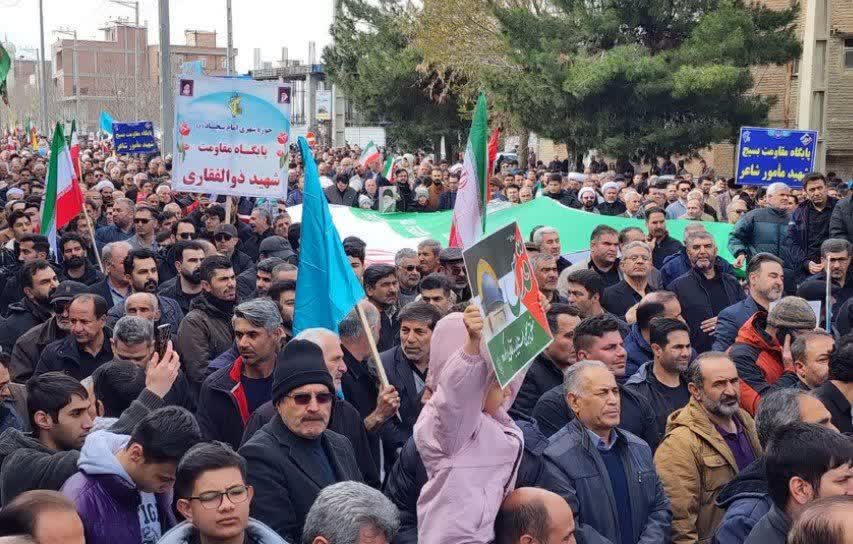 راهپیمایی روز جهانی قدس با حضور بی نظیر مردم شهرستان نقده برگزار شد + تصاویر