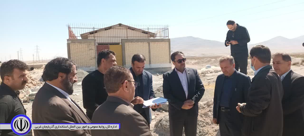 بازدید سرپرست فرمانداری نقده و مدیرکل شرکت شهرکهای صنعتی استان از ناحیه صنعتی شهید بروجردی خلیفهلو با هدف رفع موانع تولید